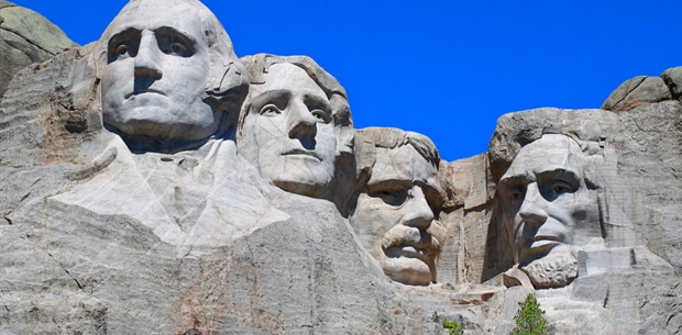 -media-22421-mount-rushmore-hero-.CACHE-620x305-crop